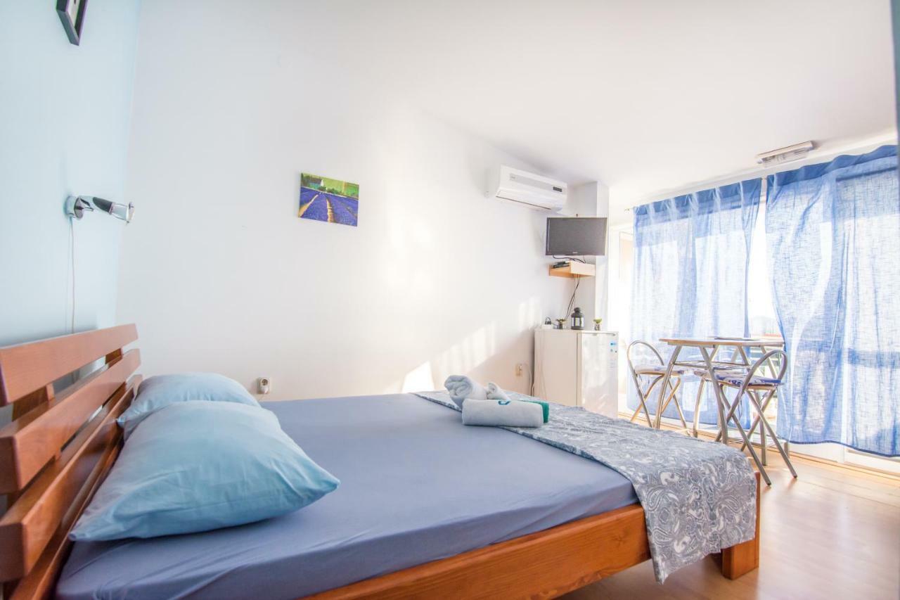 Sobe Rolo Uz More Hotel Biograd Na Moru Ngoại thất bức ảnh